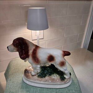 Springer Spaniel Vintage statue made by Kingston Pottery !